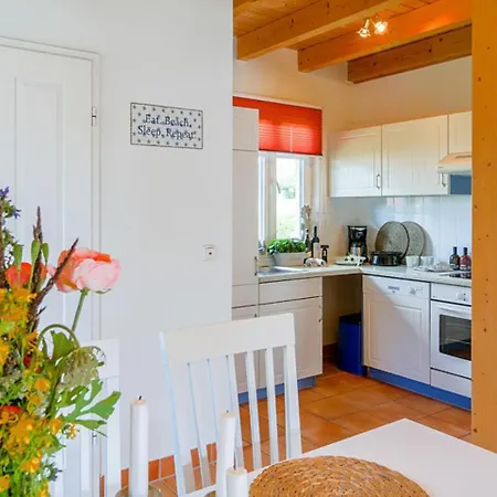 Seepferdchen, 12b, Haus Zingst 12b Дом отдыха *