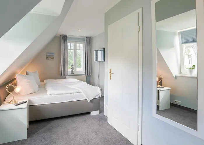 Дом отдыха Seepferdchen, 12b, Haus Zingst 12b Остзебад Нинхаген